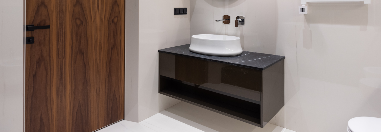 Hoe bespaart een badkamermeubelset ruimte