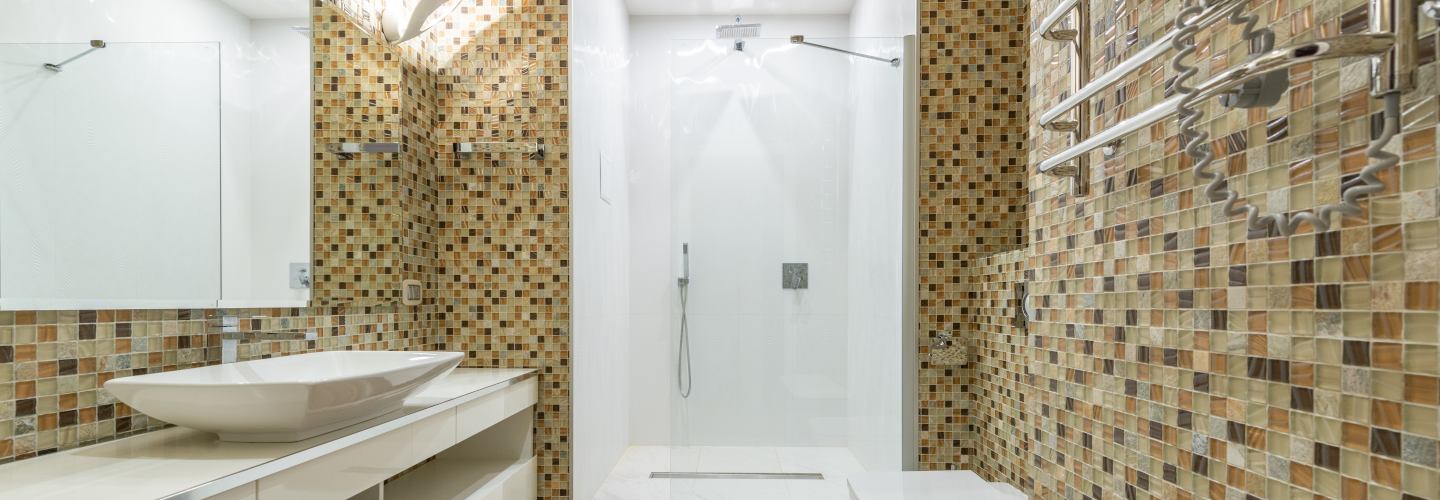 Tegels in de badkamer