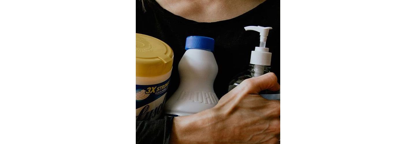 douchecabine schoonmaken schoonmaakmiddelen