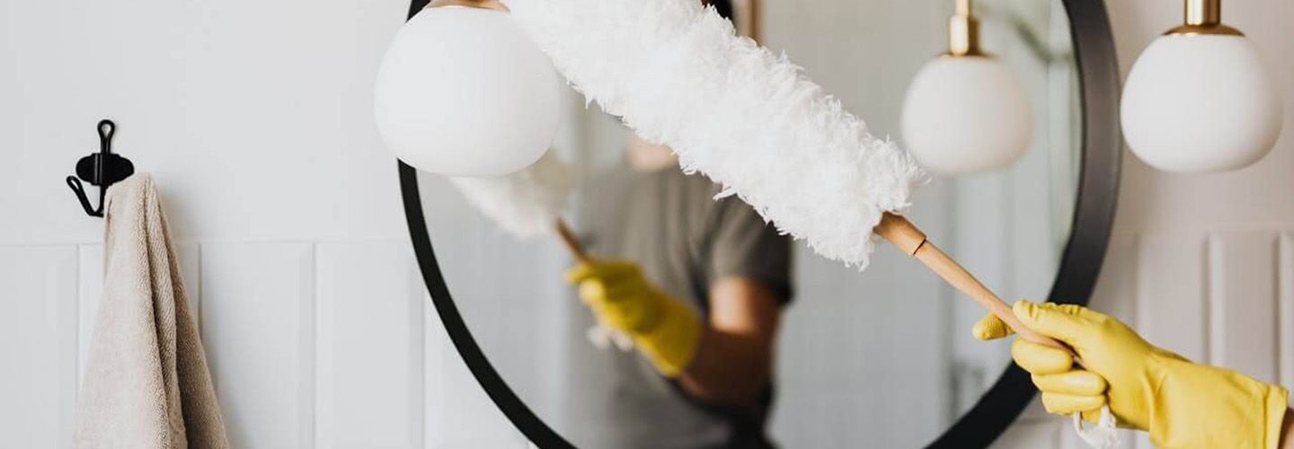 spiegel badkamer schoonmaken