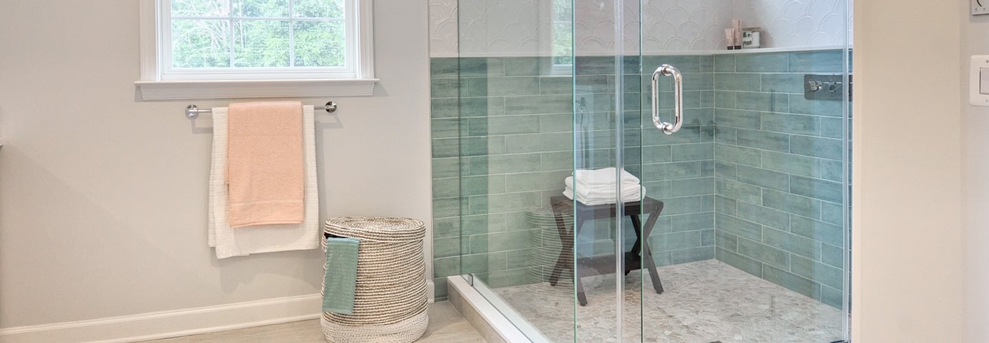 Verschillende douchedeuren