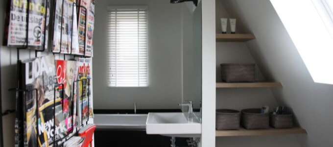 opberg planken onder schuin dak