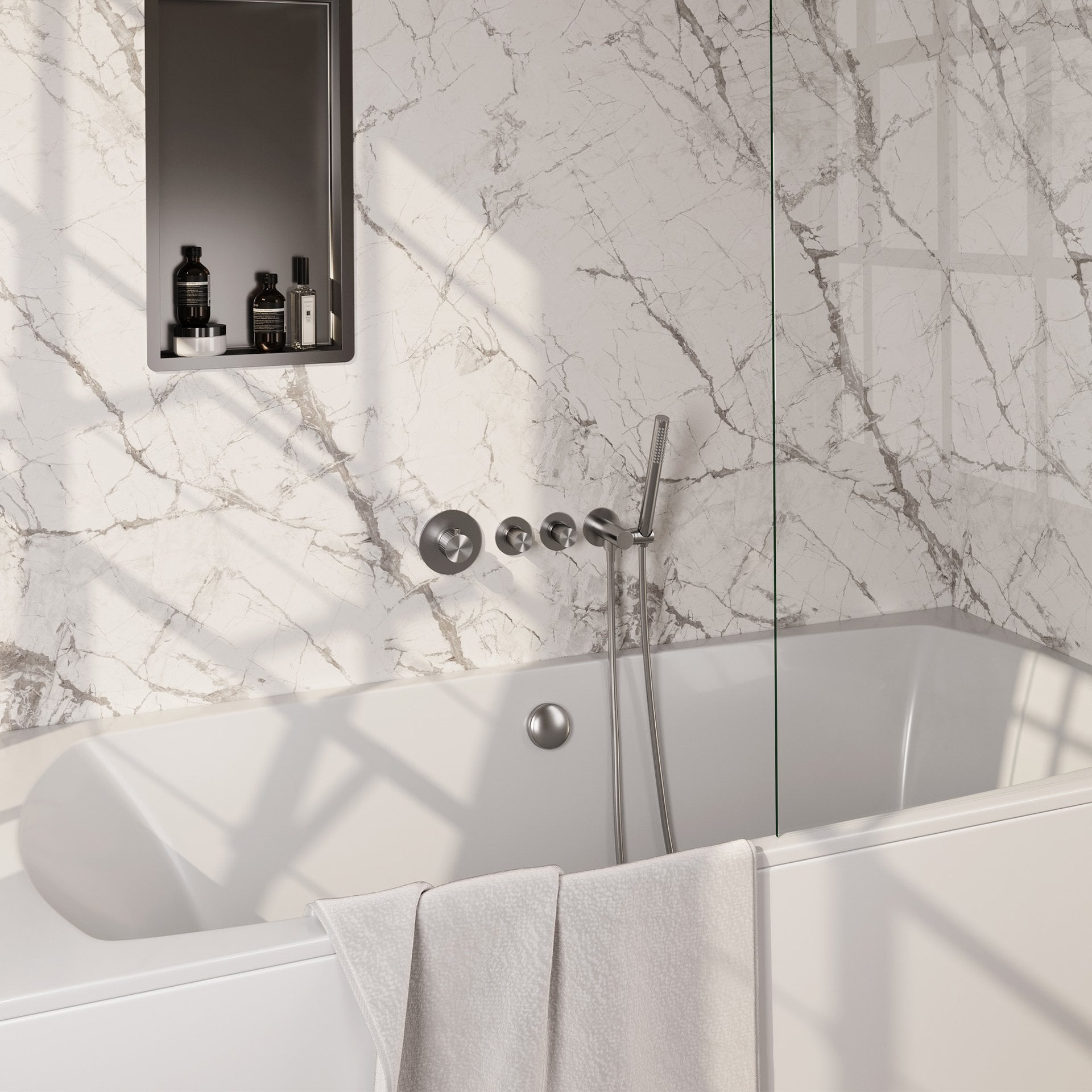 BRAUER Stripe thermostatische inbouw badkraan SET 01 met badvulcombinatie en staaf handdouche en doucheslang en wandaansluitbocht RVS-kleurig geborsteld PVD