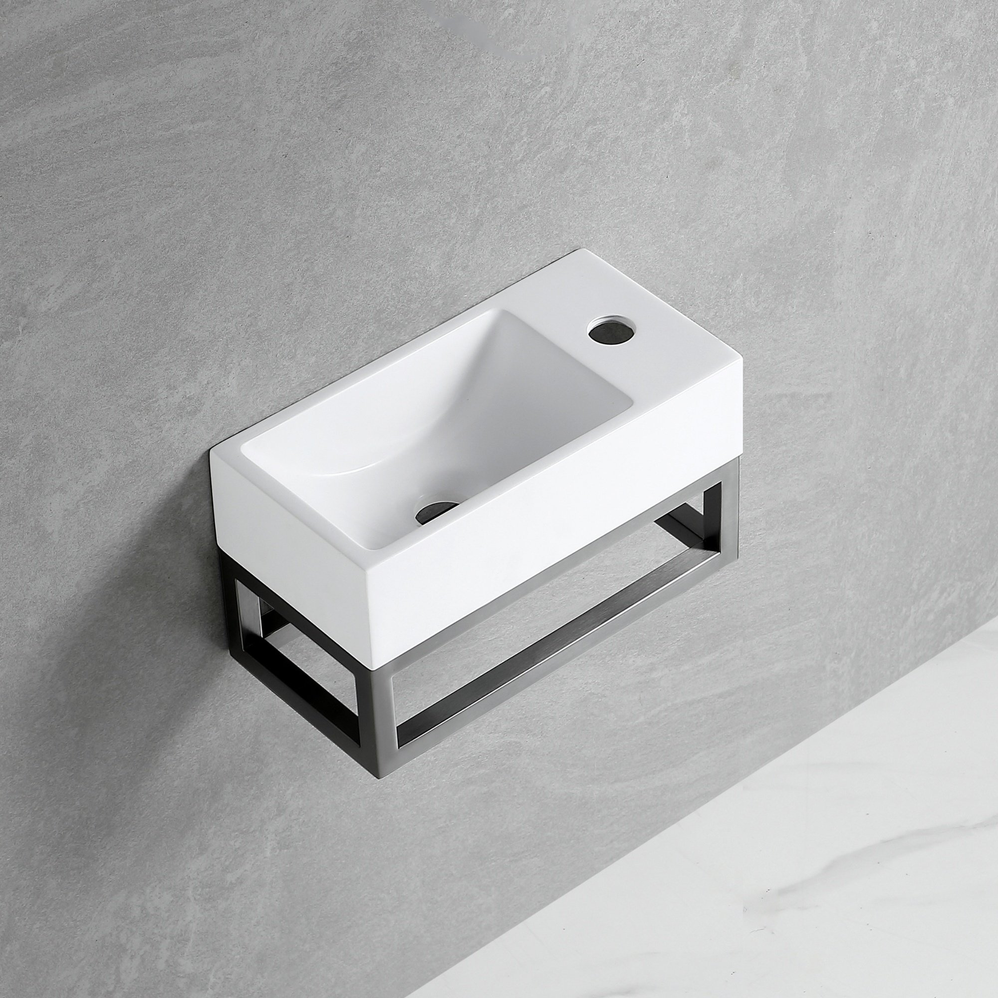 Best Design "R-Line Moya" fontein L&R met kraangat inclusief gunmetal frame