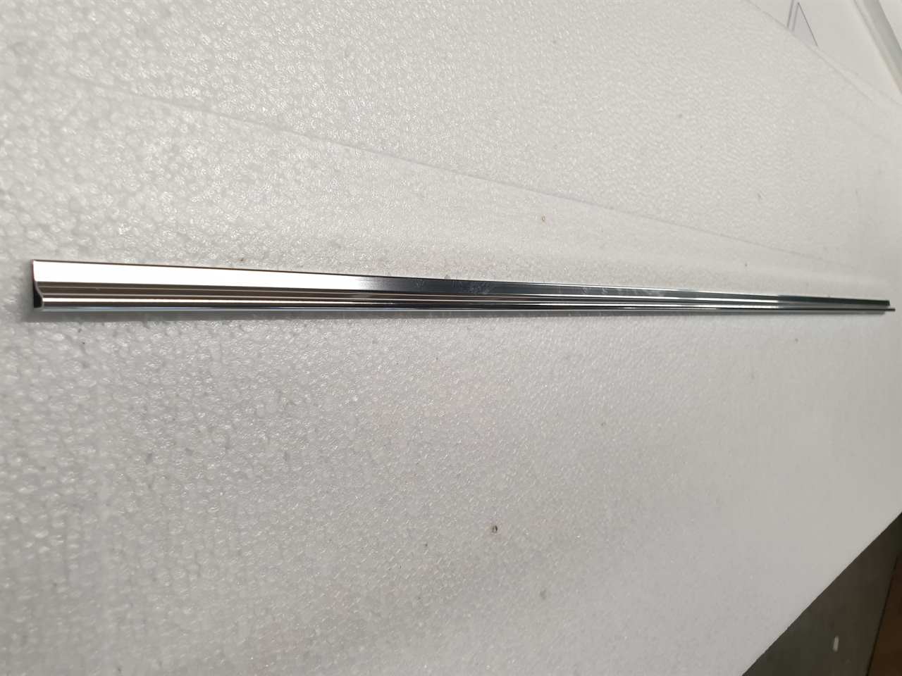 Chroom Bodemstrip 89Cm(20.3841)