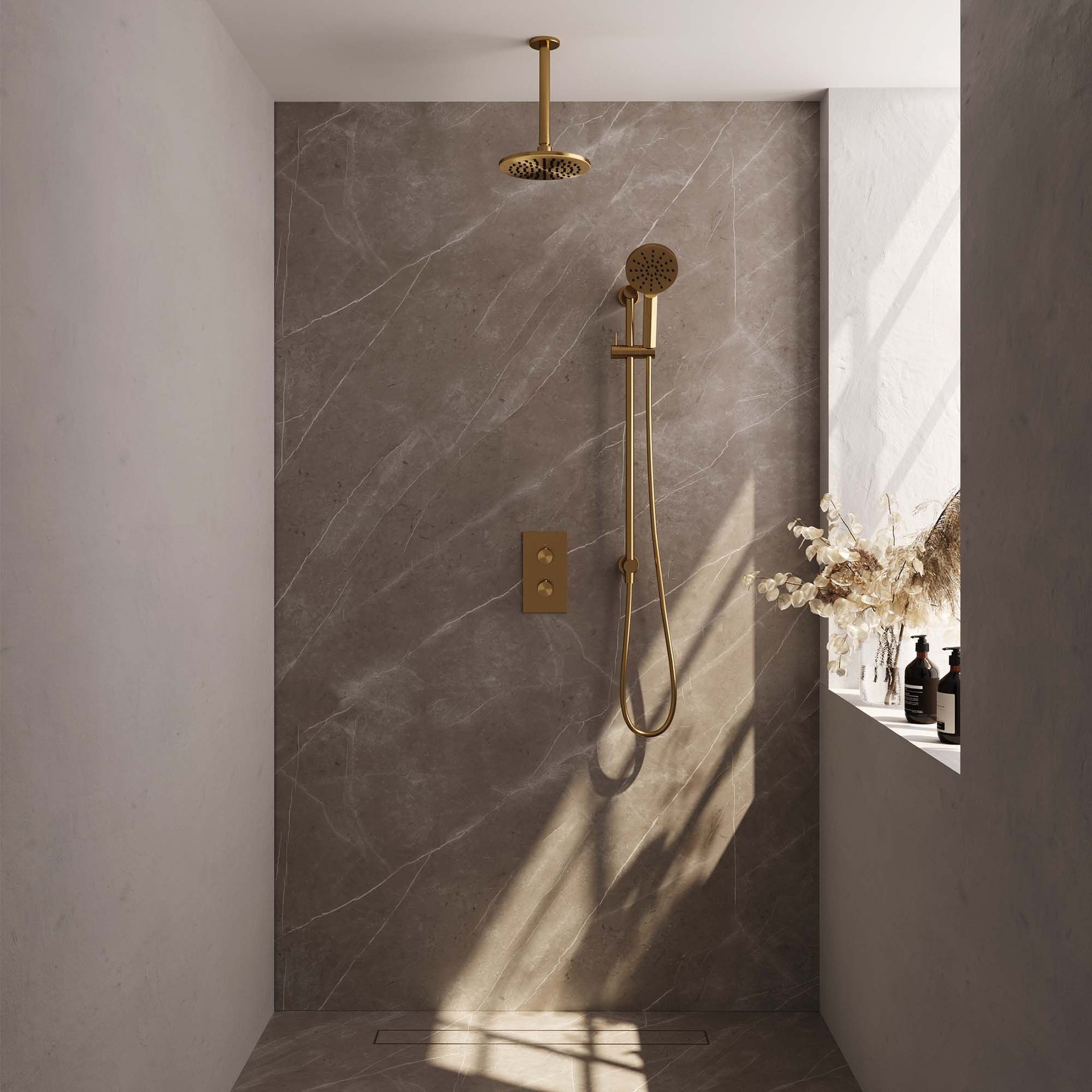 BRAUER Gold Edition thermostatische inbouw regendouche 3-weg rechthoekig SET 47 met 20 cm douchekop en plafondarm en 3-standen handdouche en doucheslang en geïntegreerde glijstang goud geborsteld PVD